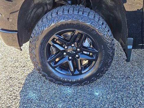 Certified 2024 Chevrolet Silverado 1500 Custom Trail Boss image 7