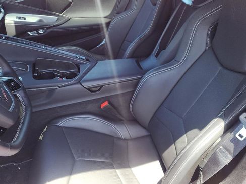 Used 2023 Chevrolet Corvette Stingray Coupe w/ Z51 Performance Package image 8