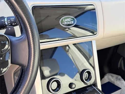 Used 2021 Land Rover Range Rover P525 Westminster Edition LWB image 9