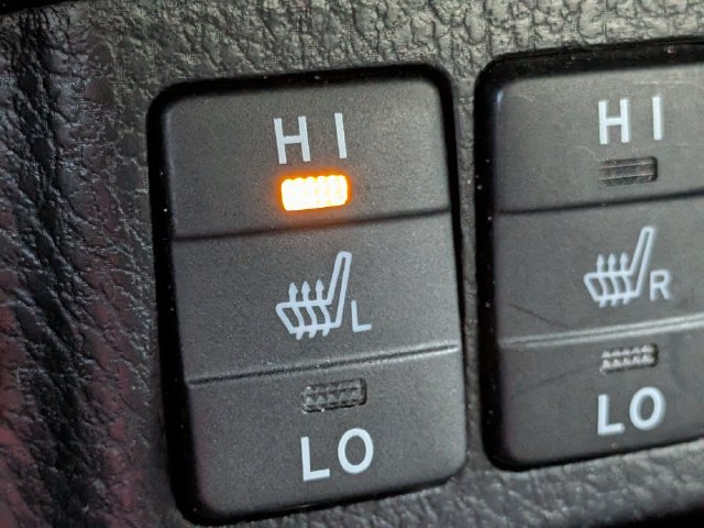 Used 2017 Toyota Corolla XSE FWD image 22