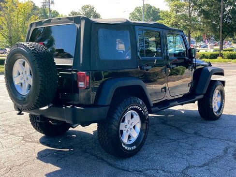Used 2013 Jeep Wrangler Unlimited Sport image 14