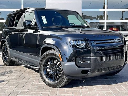 New 2026 Land Rover Defender 110 S AWD/4WD image 2
