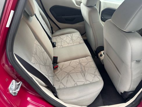 Used 2011 Ford Fiesta SE w/ 203A Rapid Spec Order Code image 11