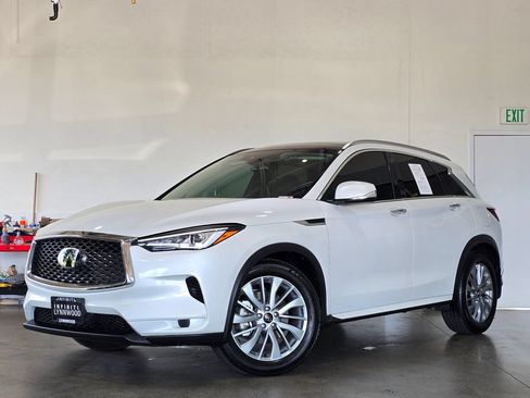 Certified 2023 INFINITI QX50 Luxe AWD/4WD image 1