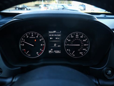 Used 2025 Subaru Forester Premium image 21