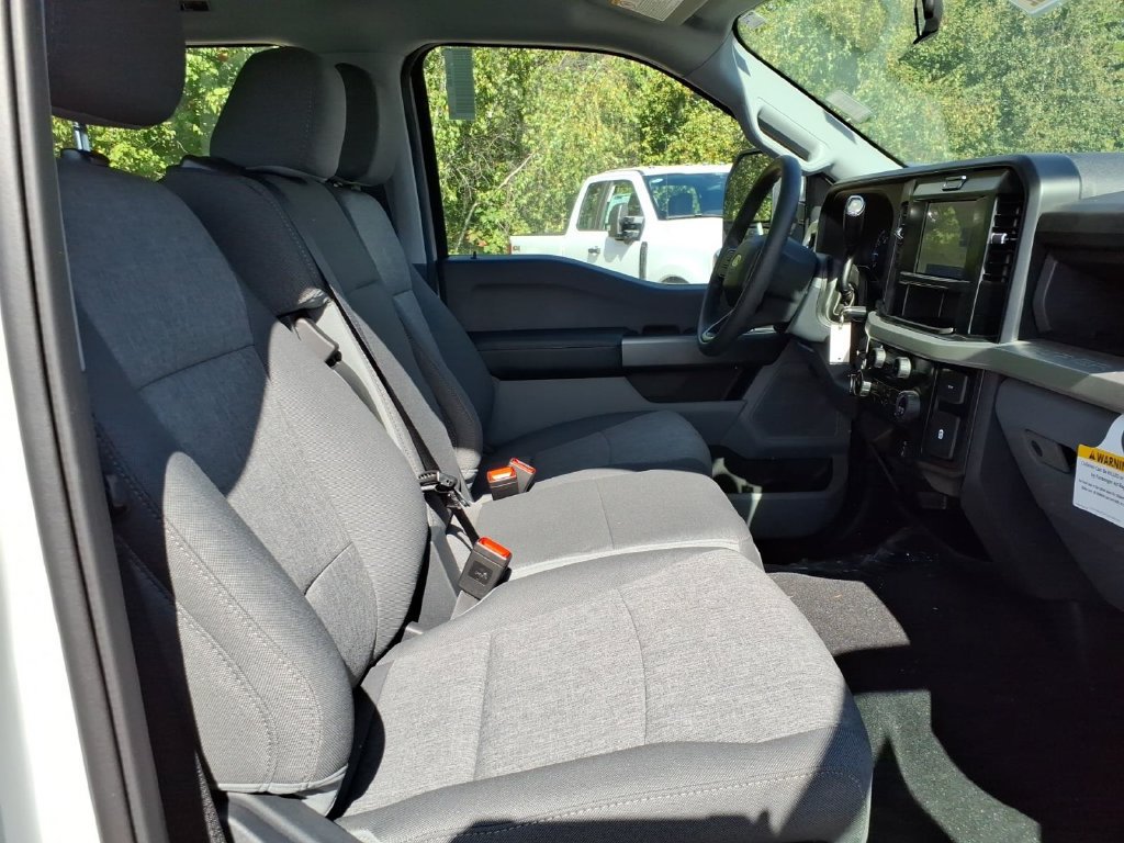 New 2026 Ford F250 XL w/ STX Appearance Package AWD/4WD image 11