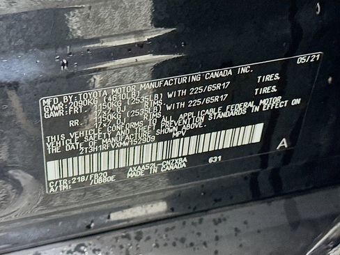 Used 2021 Toyota RAV4 LE FWD image 30