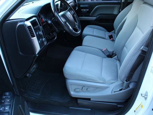 Used 2018 Chevrolet Silverado 1500 LT image 17