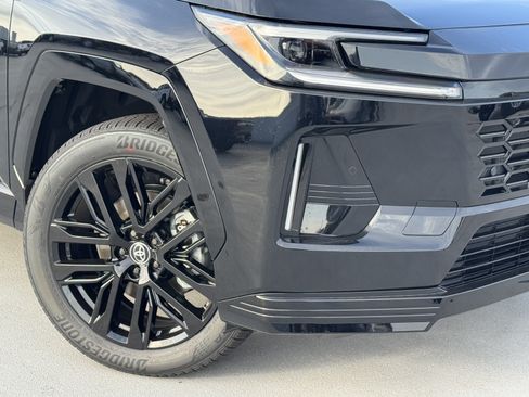 New 2026 Toyota RAV4 XSE AWD/4WD image 10