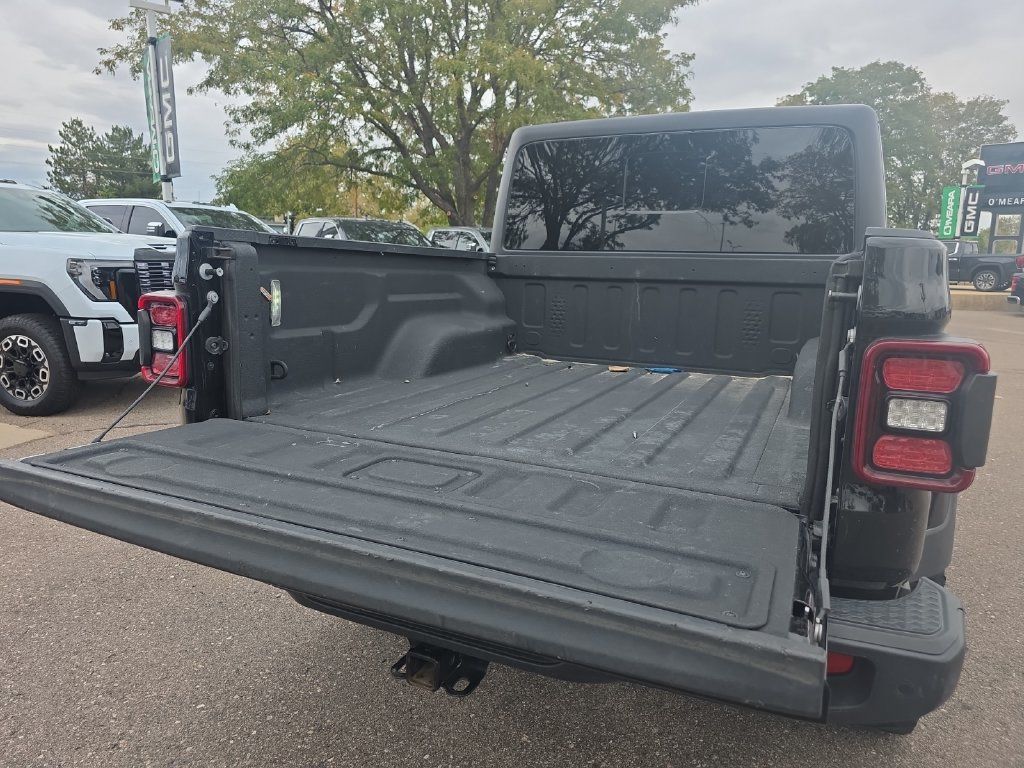 Used 2021 Jeep Gladiator Sport AWD/4WD image 18
