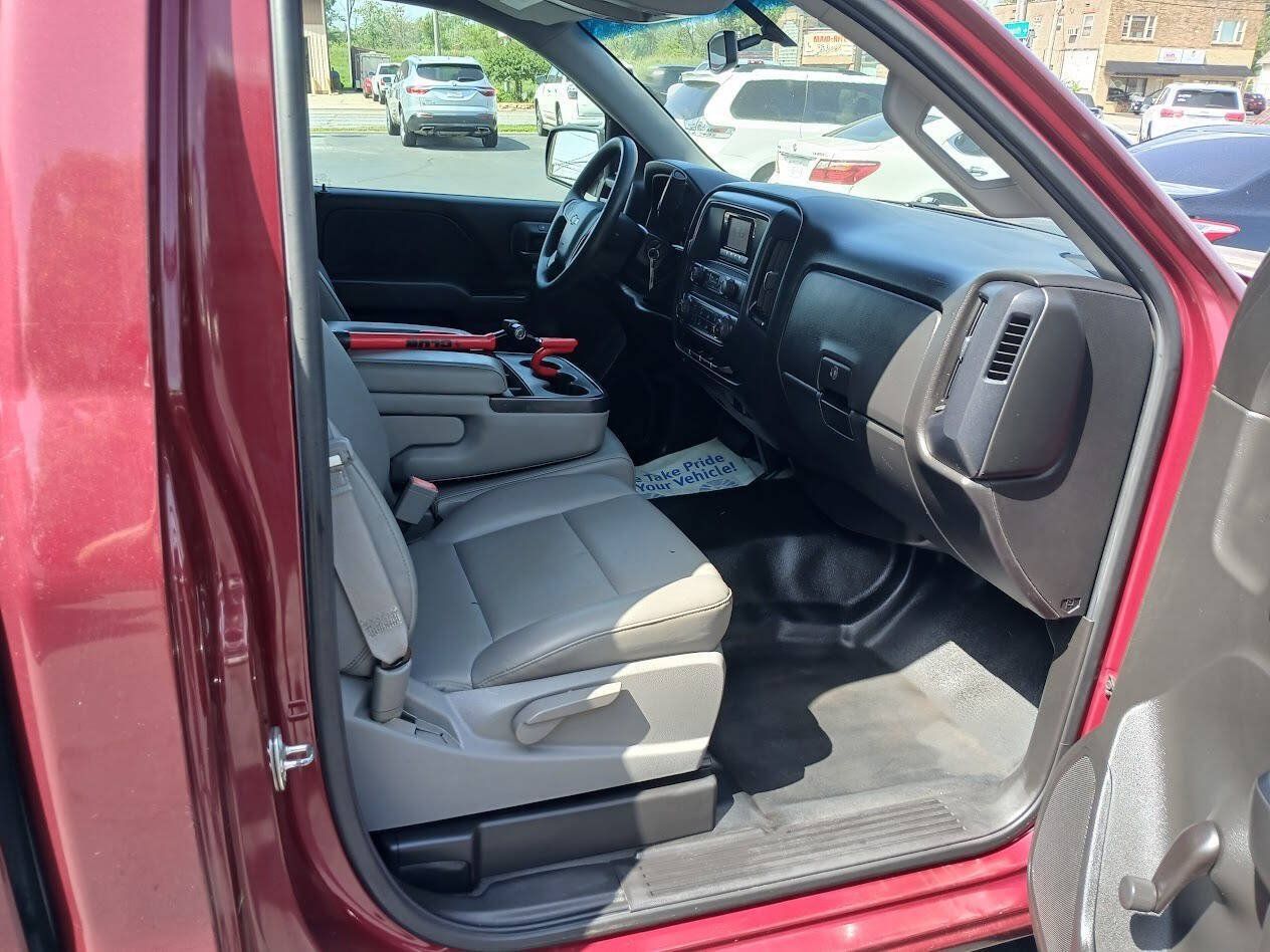 Used 2015 Chevrolet Silverado 1500 W/T RWD image 11