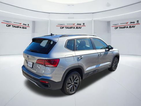 Used 2024 Volkswagen Taos S FWD image 6
