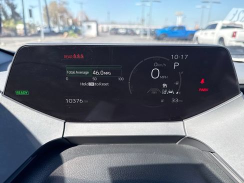 Used 2023 Toyota Prius XLE FWD image 17