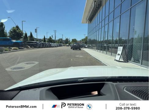 New 2026 BMW 330i xDrive Sedan w/ Premium Package AWD/4WD image 27