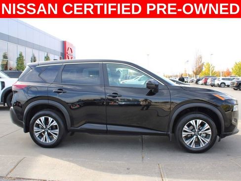 Certified 2022 Nissan Rogue SV image 6