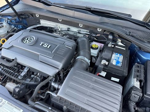 Used 2016 Volkswagen Golf S FWD image 12