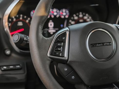 Used 2020 Chevrolet Camaro ZL1 image 14