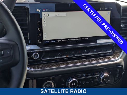 Used 2024 GMC Sierra 1500 SLE image 32