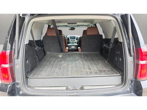 Used 2020 Chevrolet Tahoe Premier w/ Premier Plus Edition AWD/4WD image 19