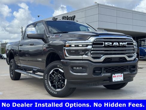 Used 2025 RAM 2500 Laramie AWD/4WD image 2
