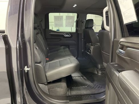 Used 2022 Chevrolet Silverado 1500 LTZ w/ LTZ Premium Package image 27