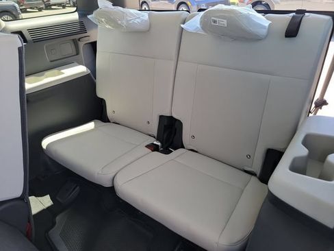 New 2027 Hyundai Santa Fe SE FWD image 25