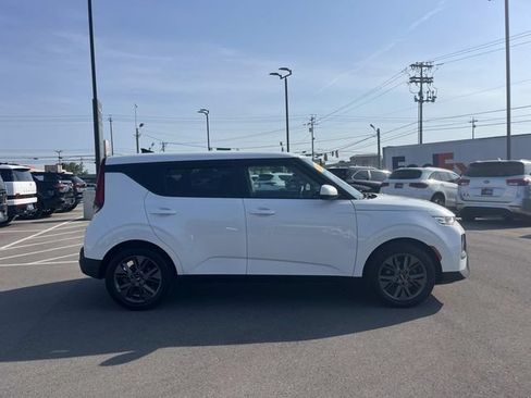 Used 2021 Kia Soul S FWD image 6