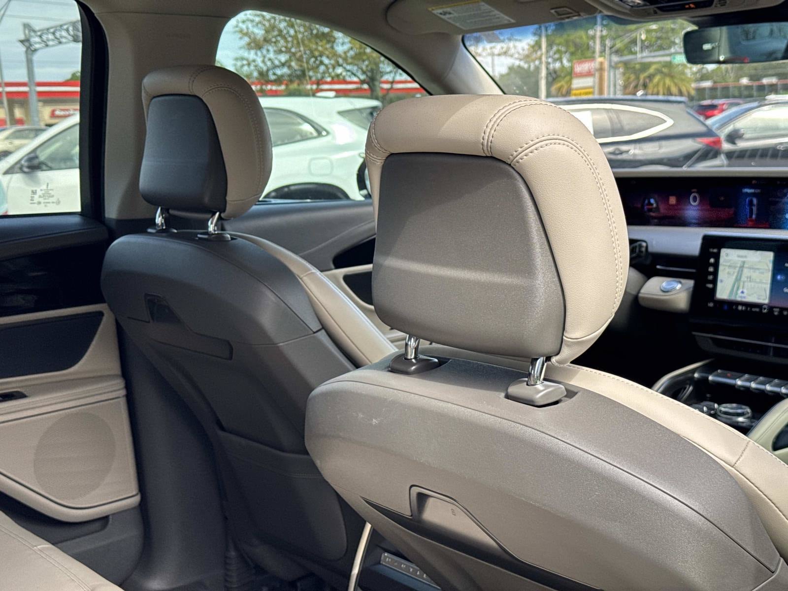 Used 2024 Lincoln Nautilus Premier AWD/4WD image 28