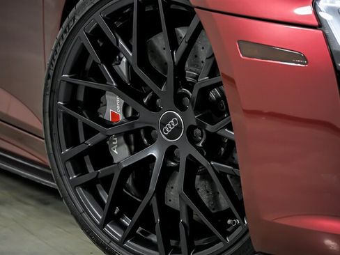 Used 2018 Audi R8 V10 plus AWD/4WD image 4