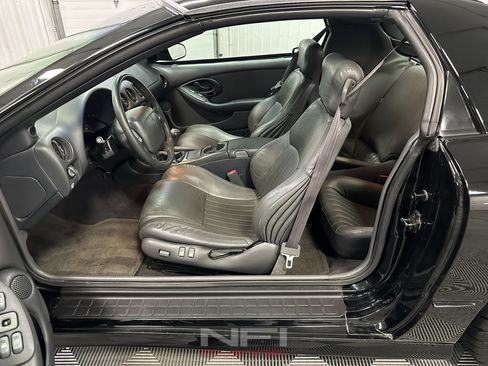Used 1999 Pontiac Firebird Formula w/ Security Pkg image 31