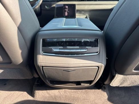 Used 2025 Cadillac Escalade Sport w/ Touring Package AWD/4WD image 25