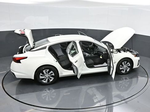 Used 2025 Nissan Altima 2.5 S image 45