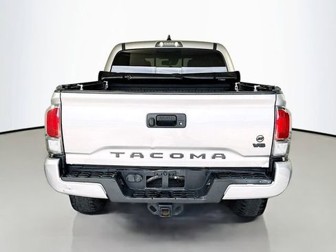 Used 2021 Toyota Tacoma TRD Sport image 6