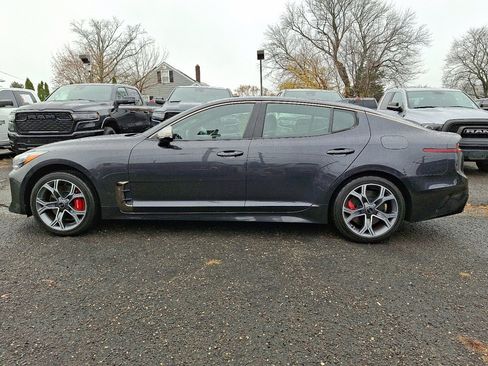 Used 2019 Kia Stinger GT image 2