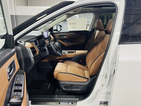 New 2026 Nissan Rogue Platinum image 24