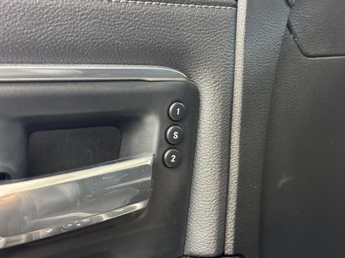 Used 2021 RAM 2500 Laramie w/ Safety Group B image 10