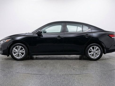 Used 2025 Nissan Sentra S FWD image 5