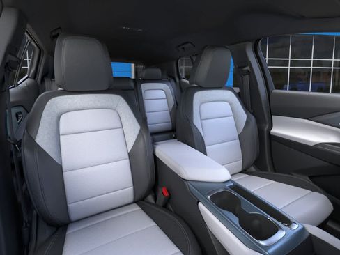New 2026 Chevrolet Equinox EV LT AWD/4WD image 16