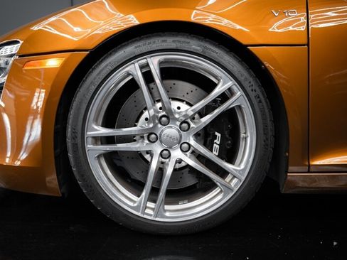 Used 2010 Audi R8 V10 image 19