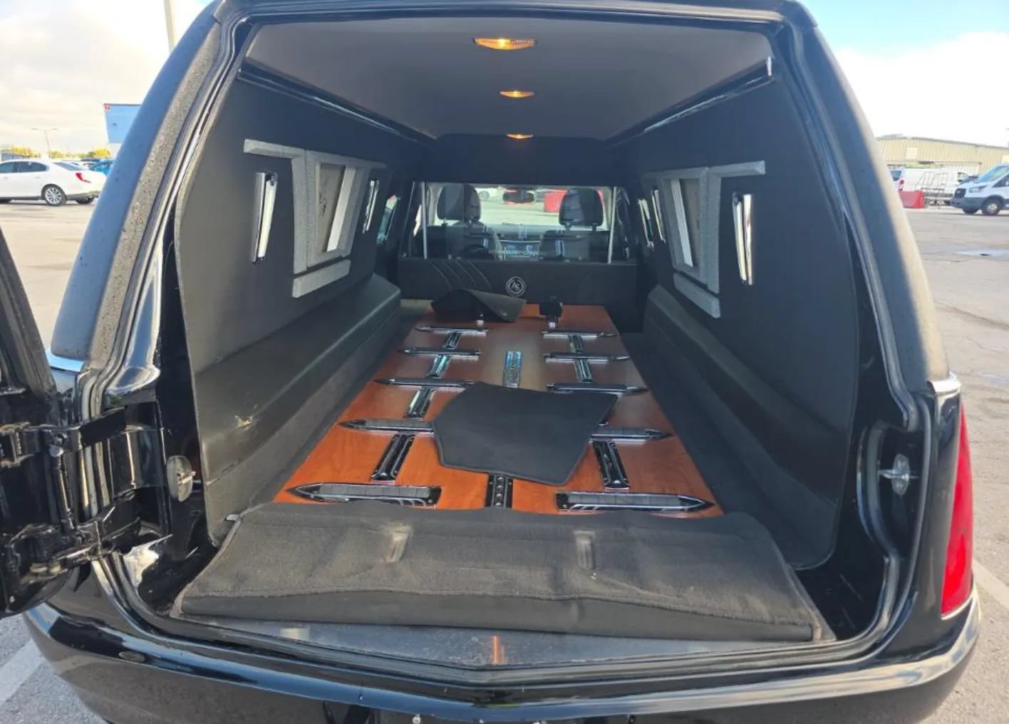 Used 2013 Cadillac XTS Hearse FWD image 14