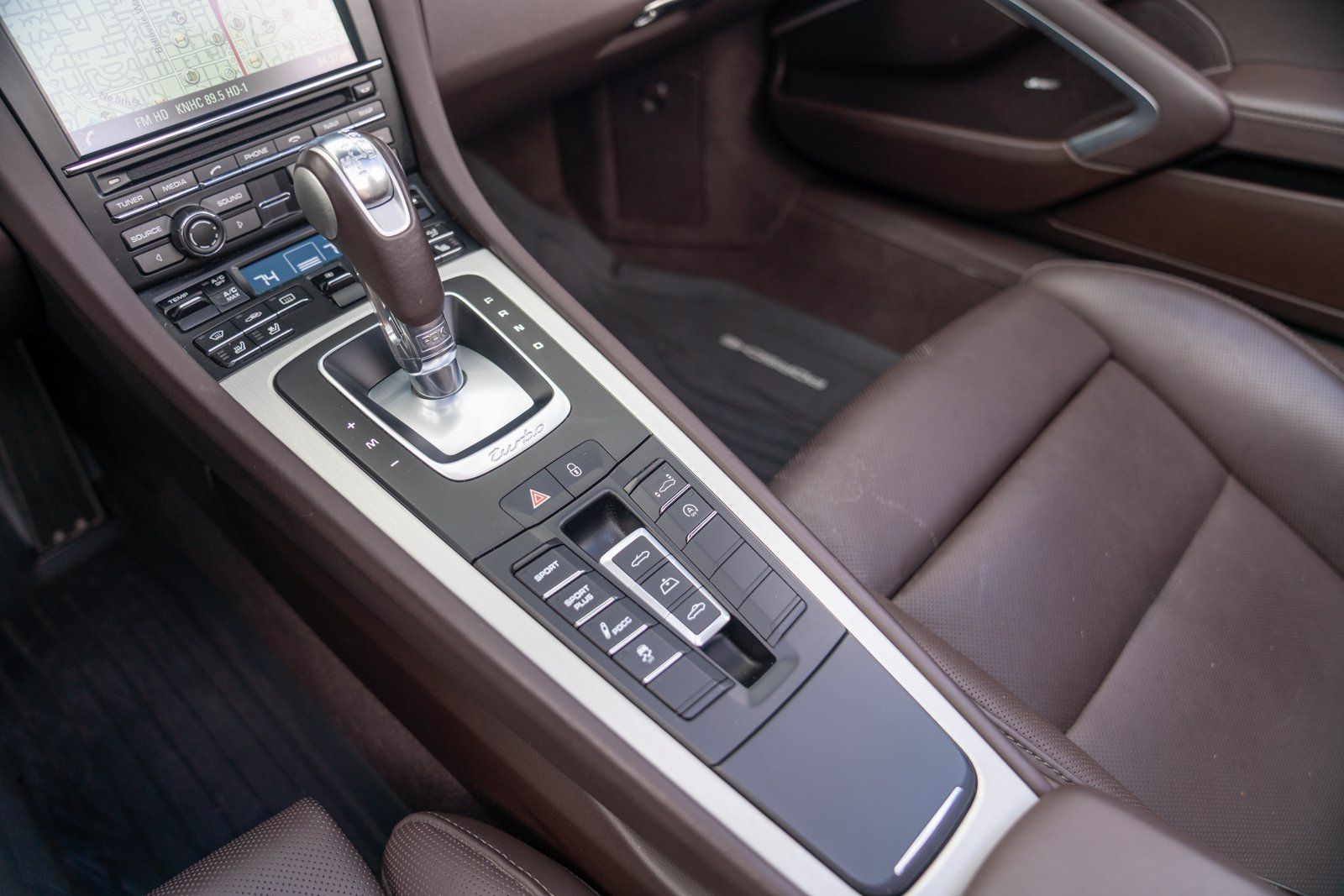 Used 2014 Porsche 911 Turbo S AWD/4WD image 20