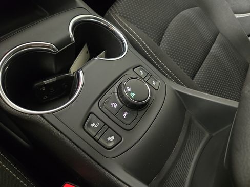 Certified 2024 GMC Terrain SLE w/ Driver Convenience Package FWD image 27
