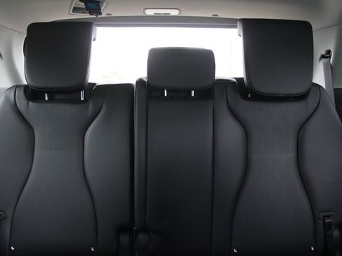 New 2026 Kia Carnival EX FWD image 61