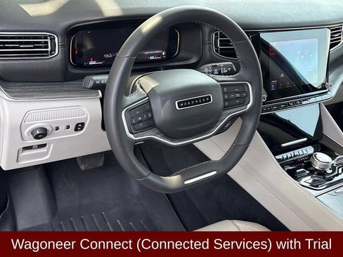 Used 2023 Jeep Wagoneer Series III w/ Premium Group I AWD/4WD image 13
