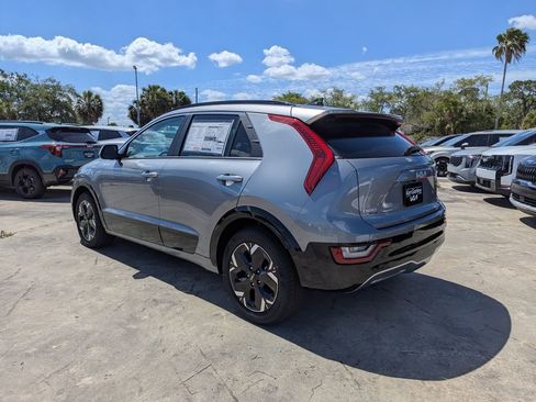 New 2026 Kia Niro Wave FWD image 6