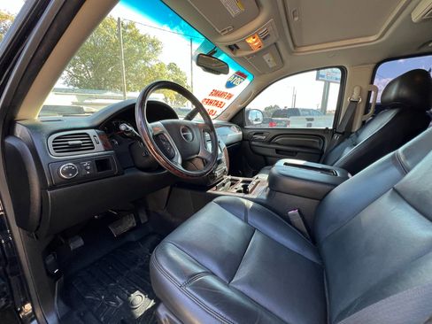 Used 2014 GMC Yukon XL Denali image 14