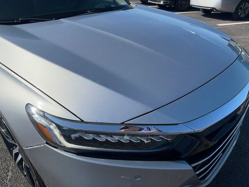 Used 2022 Honda Accord Touring image 19