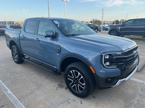 Used 2025 Ford Ranger Lariat w/ Trailer Tow Package image 4