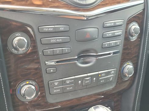 Used 2017 Nissan Armada Platinum w/ Captain Seat Package RWD image 22