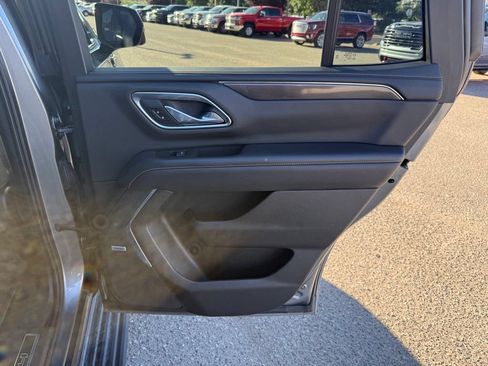 Used 2021 GMC Yukon AT4 w/ AT4 Premium Plus Package AWD/4WD image 20